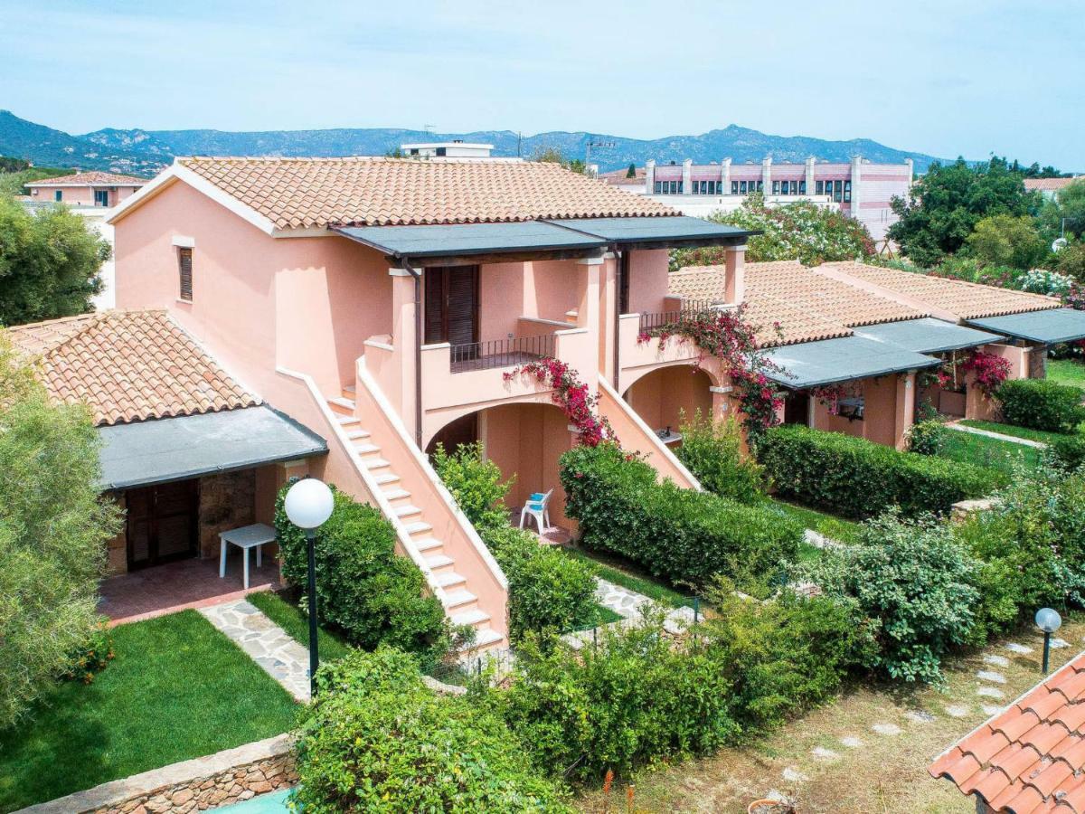 Apartment Apartment Residenza Gallura-3 By Interhome *